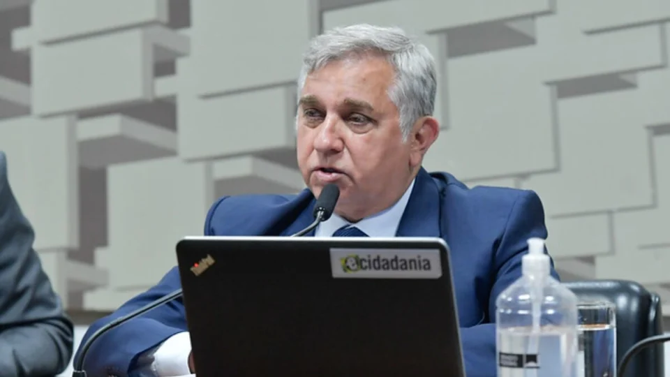 Trabalhadores aposentados podem ficar isentos de impostos; entenda