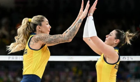Olimpíadas 2024: Brasil avança para as quartas no vôlei feminino