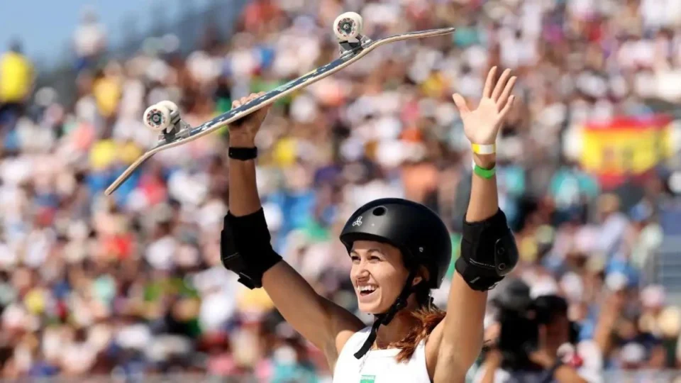 Olimpíadas 2024: Dora Varella está na final do skate park feminino