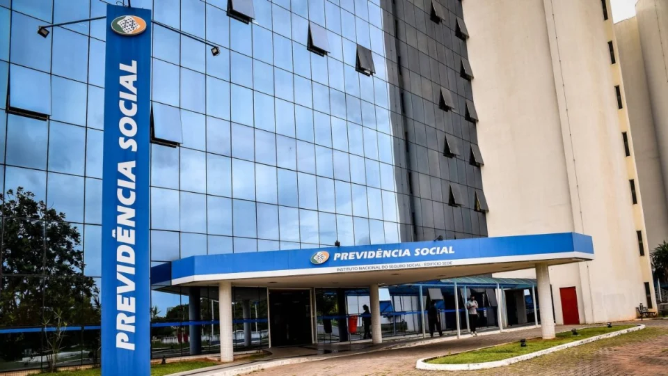 Concurso do INSS oferece vaga de médico no Acre com salário inicial de R$ 14 mil