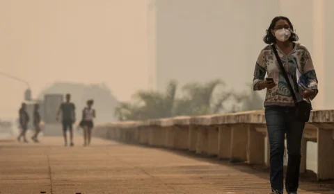 Qual máscara usar contra a fumaça das queimadas?