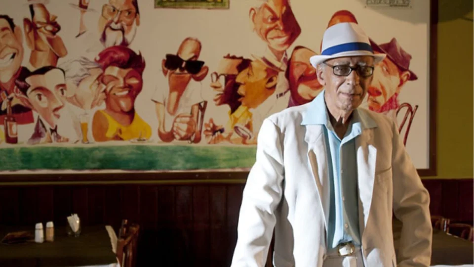 Morre Carlos Elias, aos 91 anos, cantor pioneiro do samba em Brasília