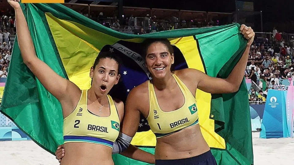 Brasil é ouro no vôlei de praia feminino nas Olimpíadas de Paris