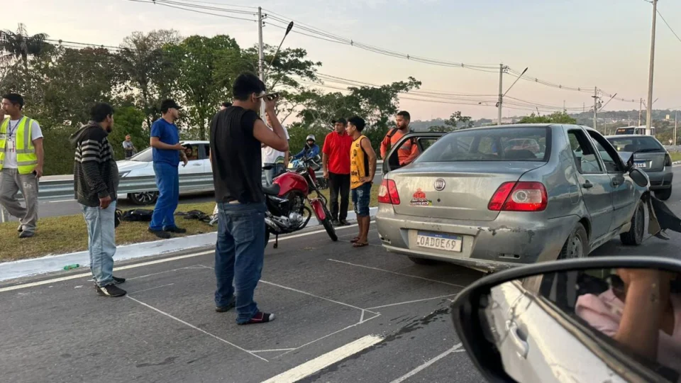 Manaus: militar do Exército morre em acidente a caminho do quartel; assista