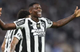 Botafogo x Vitória: onde assistir ao vivo ao jogo do Brasileirão