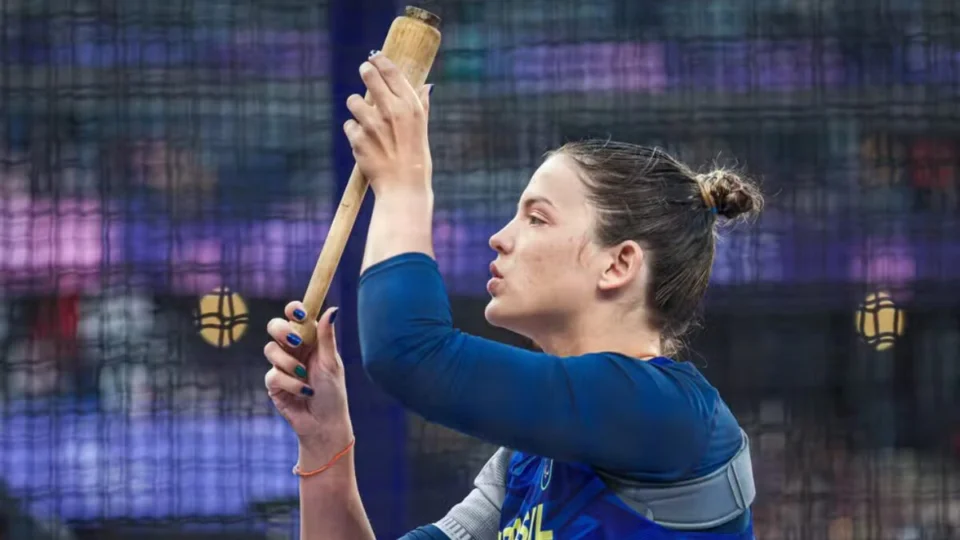 Ex-Chiquititas, Giovanna Boscolo, conquista medalha de bronze paralímpica