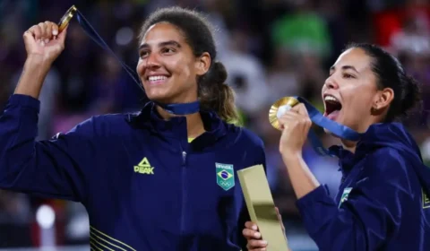 Olimpíadas 2024: COB divulga quem será porta bandeira do Brasil