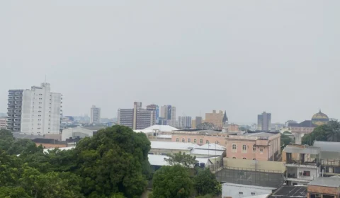 Manaus tem segundo dia consecutivo com fumaça de queimadas