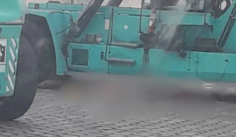 VÍDEO: Funcionário morre ao ser esmagado por empilhadeira em Manaus