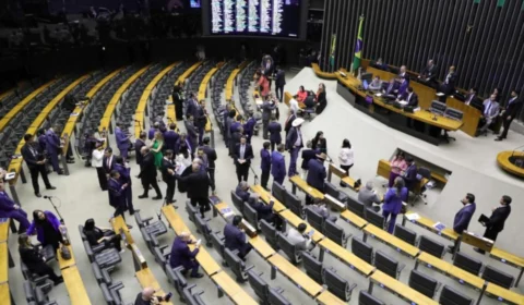 Emenda PIX: Lira adia votação de destaques da reforma tributária