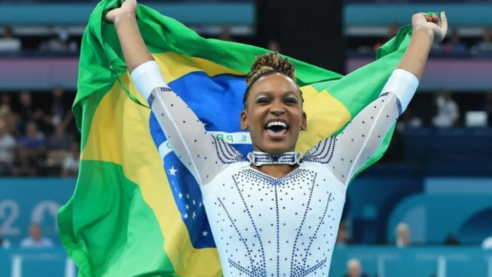 Olimpíadas 2024: Rebeca Andrade conquista 2ª medalha de prata