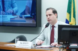 Venezuela: Diplomatas podem ser expulsos do Brasil, entenda