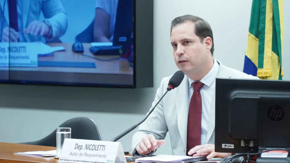 Venezuela: Diplomatas podem ser expulsos do Brasil, entenda