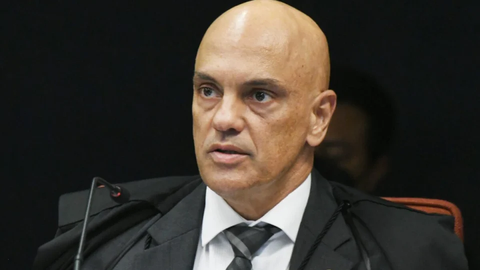 Explosão no STF: Moraes diz que ato em Brasília não é ‘fato isolado do contexto’