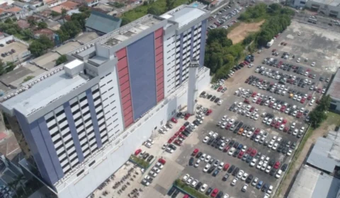 Aluna relata sequestro na garagem da Fametro, em Manaus