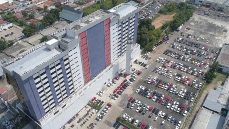 Aluna relata sequestro na garagem da Fametro, em Manaus