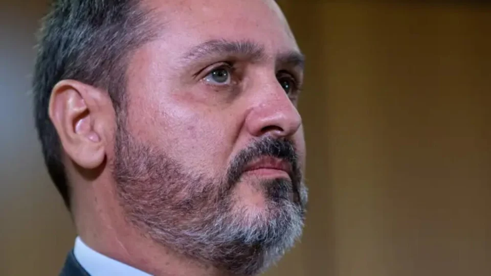 Punição por incêndios não corresponde a gravidade, diz diretor-geral da PF