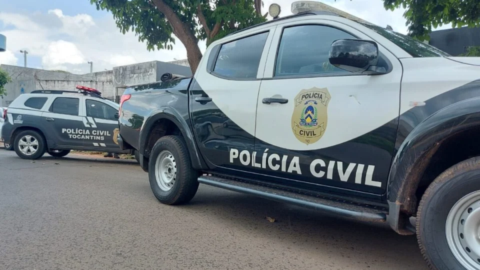 Dupla invade casa e rouba celular, televisão e carro em Boa Vista