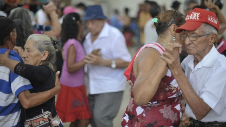 IBGE: Conheça os locais com a maior e a menor expectativa de vida do Brasil
