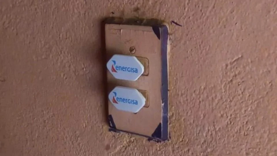 Homem leva choque e morre durante instalação em Palmas