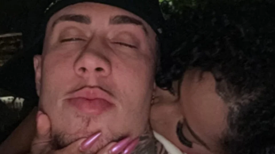 MC Daniel apresenta nova namorada; veja fotos