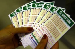 Mega-Sena de hoje (15/08): veja números sorteados no concurso 2762