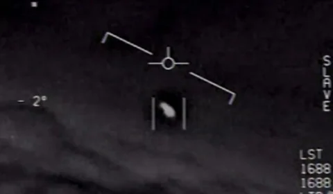 Piloto identifica OVNI ‘super sônico’ ao sair de Brasília, segundo FAB