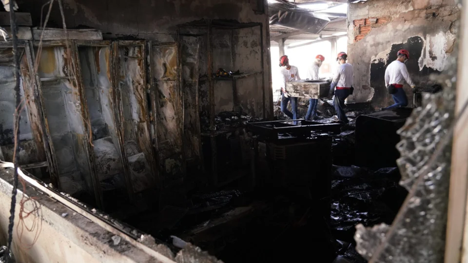 Incêndio atinge anexo do Tribunal de Justiça do TO, em Palmas