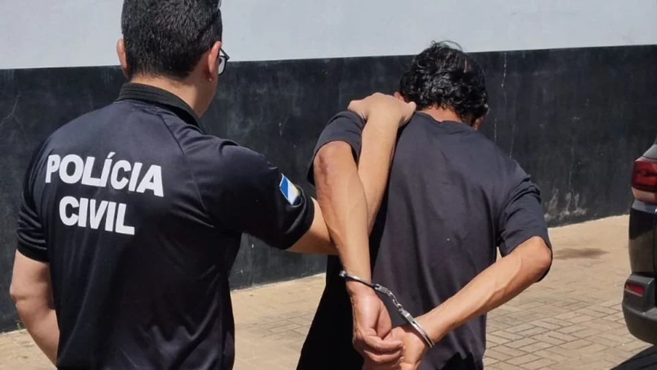 Foragido do GO é preso pelo assassinato da ex-companheira