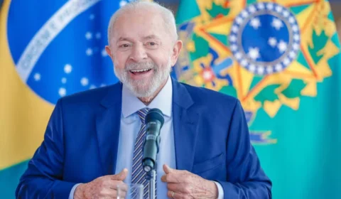 TCU diz que Lula pode ficar com relógio de ouro