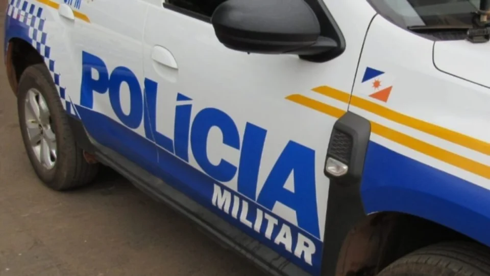 Homem tenta fugir, mas é preso por tráfico de drogas em Palmas