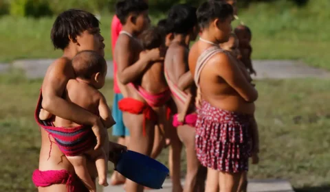 Comunidades Yanomami recebem serviço de telessaúde em Roraima