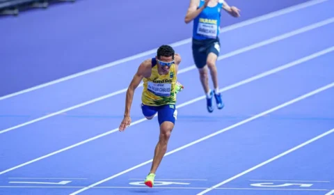 Paralimpíadas 2024: ‘Passarinho’ leva prata nos 400m do atletismo