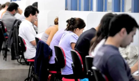 Lula sanciona lei de concursos que permite provas online