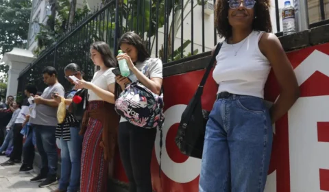 Relatório mostra redução no número de jovens nem-nem