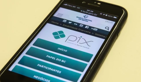 O PIX que você faz agora poderá ser monitorado pelo governo