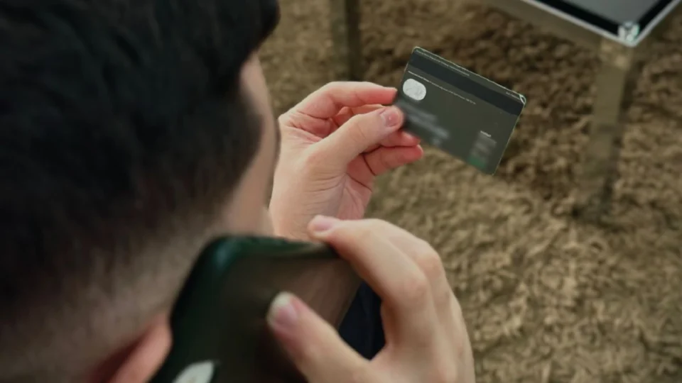 Golpe da Falsa Central de Atendimento: PC-AM alerta sobre ligações fraudulentas