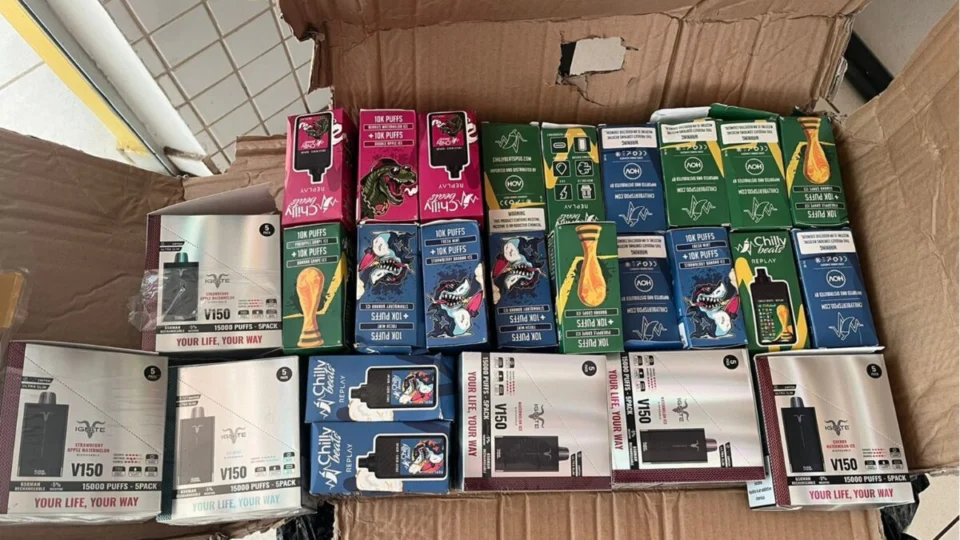 Apreensão de vapes: PRF encontra mais de 50 itens em Guaraí