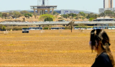 Temperatura em Brasília segue alta nesta terça (24); confira