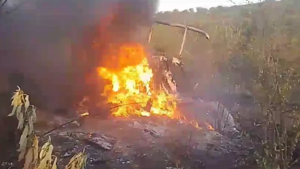 Duas pessoas morrem no acidente com helicóptero em Caruaru; assista
