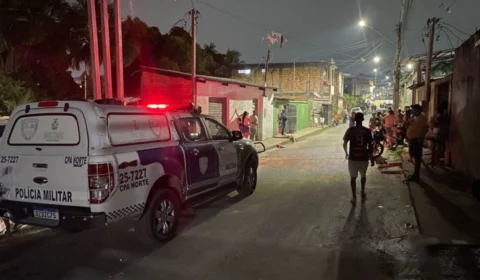 Homem é morto e mulher é baleada em banca de salgados em Manaus