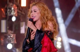 Joelma sofre acidente e faz show em cadeira de rodas; entenda