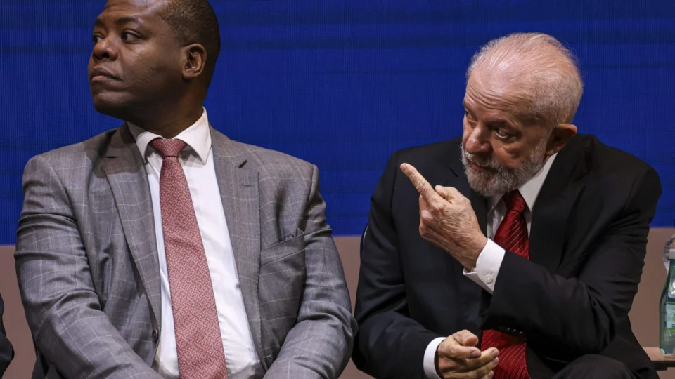 Lula demite Silvio Almeida do ministério dos Direitos Humanos