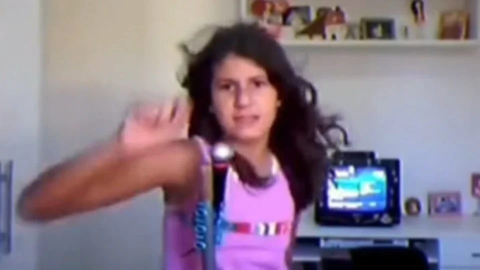 Menina do meme ‘Meu nome é Júlia’: Veja como ela está hoje em dia