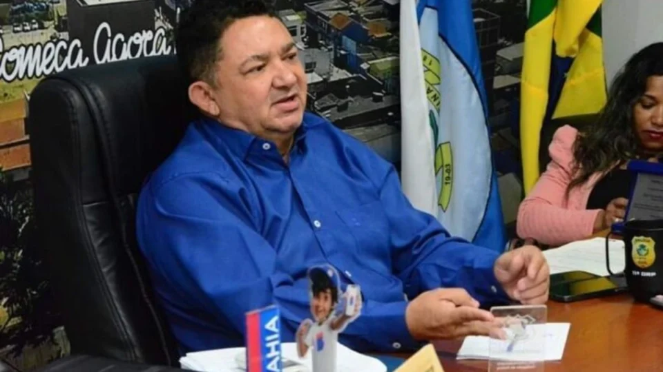 Prefeito de Planaltina sofre acidente de carro na DF-128