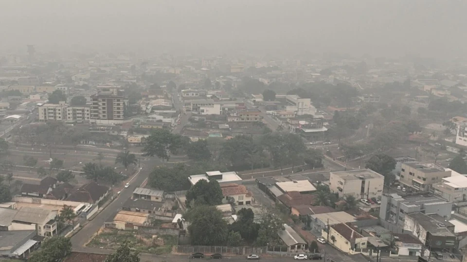 Qualidade do ar no Acre atinge níveis críticos nesta sexta (13); veja