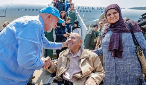 Repatriados do Líbano podem ser incluídos no Bolsa Família, segundo Governo
