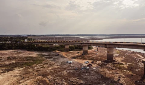 Rio Negro deve superar a seca histórica de 2023 na sexta (4); entenda