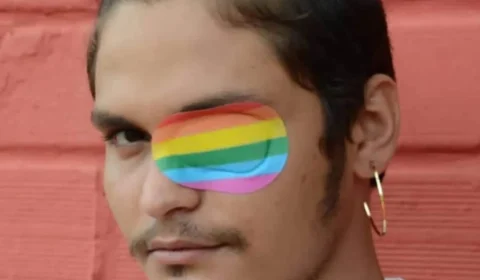 História de cantor que ficou cego após ataque homofóbico no Acre vira filme