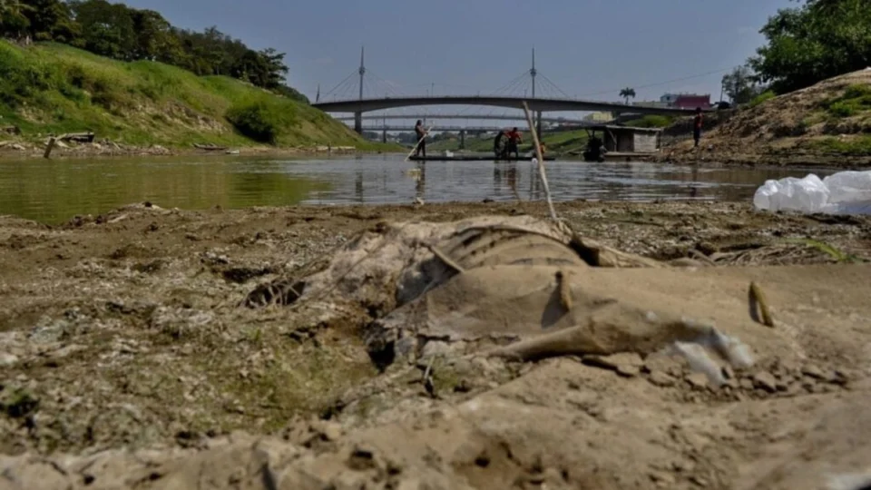 Rio Acre passa dos 3 metros, mas fim da seca ainda é incerto; relembre pior cota